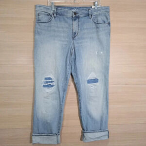 NWOT Ann Taylor Loft Relaxed Straight Jeans Light Wash Distressed Size 32 14